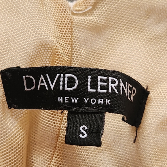 DAVID LERNER Women's Body Suit Small White Criss Cross Back Workout - Picture 3 of 10